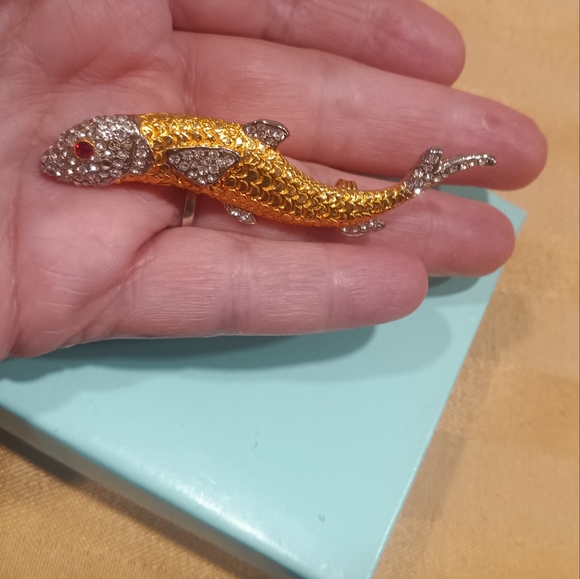 Rare Fish Brooch By MMA Metropolitan Museum of Art - Picture 4 of 14